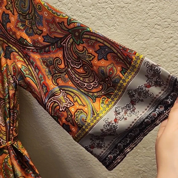 Loft Midi dress Size MEDIUM 😍 - Picture 2 of 5